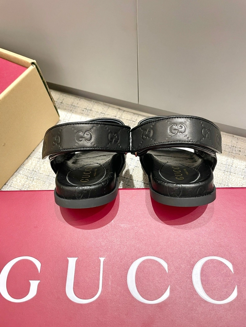 Gxccx Sandals SmartChoice 157197