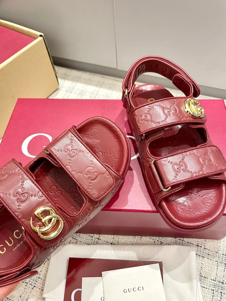 Gxccx Sandals Versatile 157195