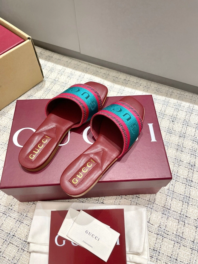 Gxccx Slippers EyeCatching 157054