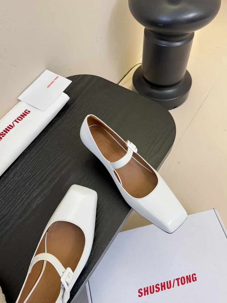 Efficient Othxr flat shoes 212257