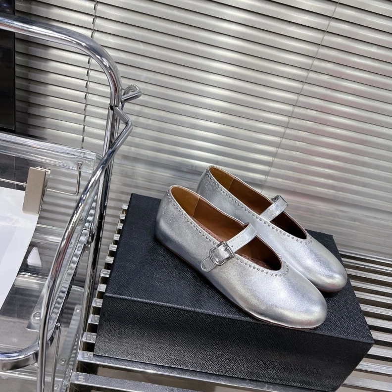 Practical Othxr flat shoes 212250