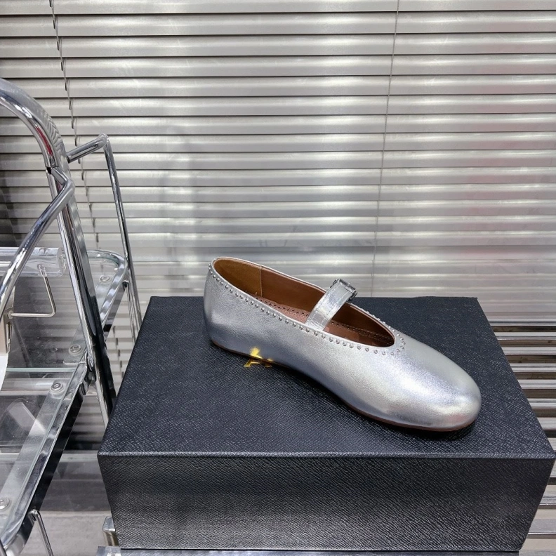 Practical Othxr flat shoes 212250