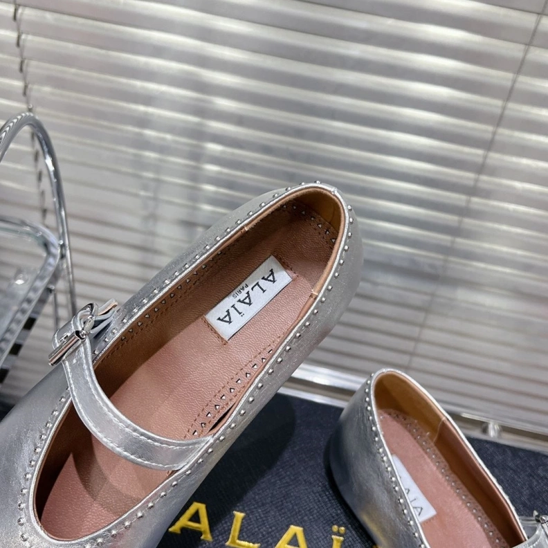 Practical Othxr flat shoes 212250