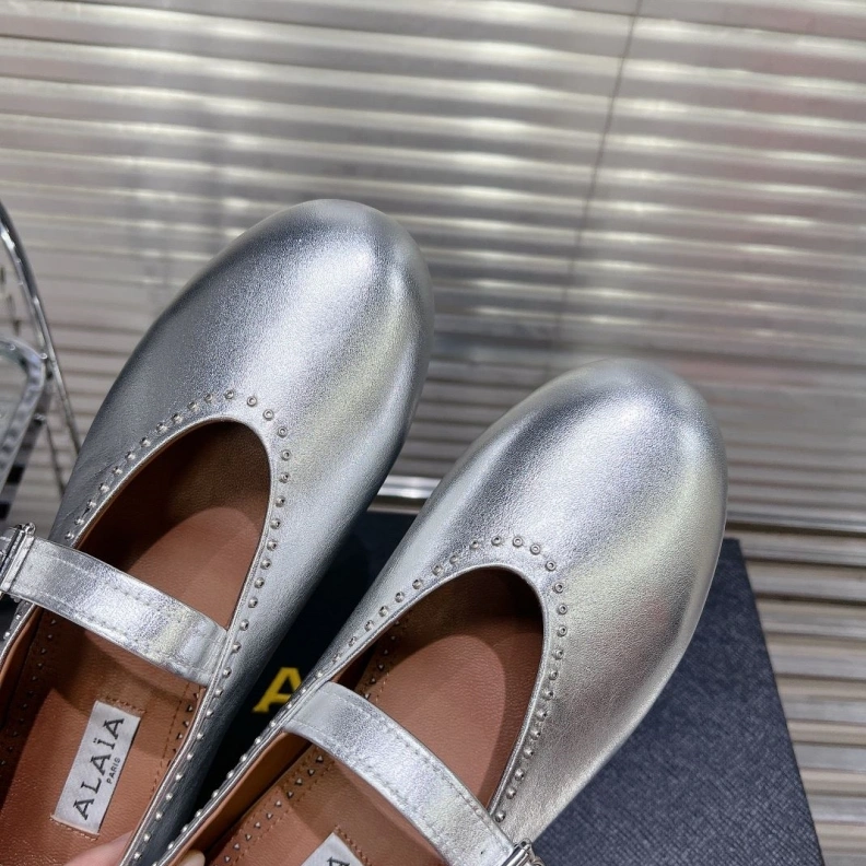 Practical Othxr flat shoes 212250