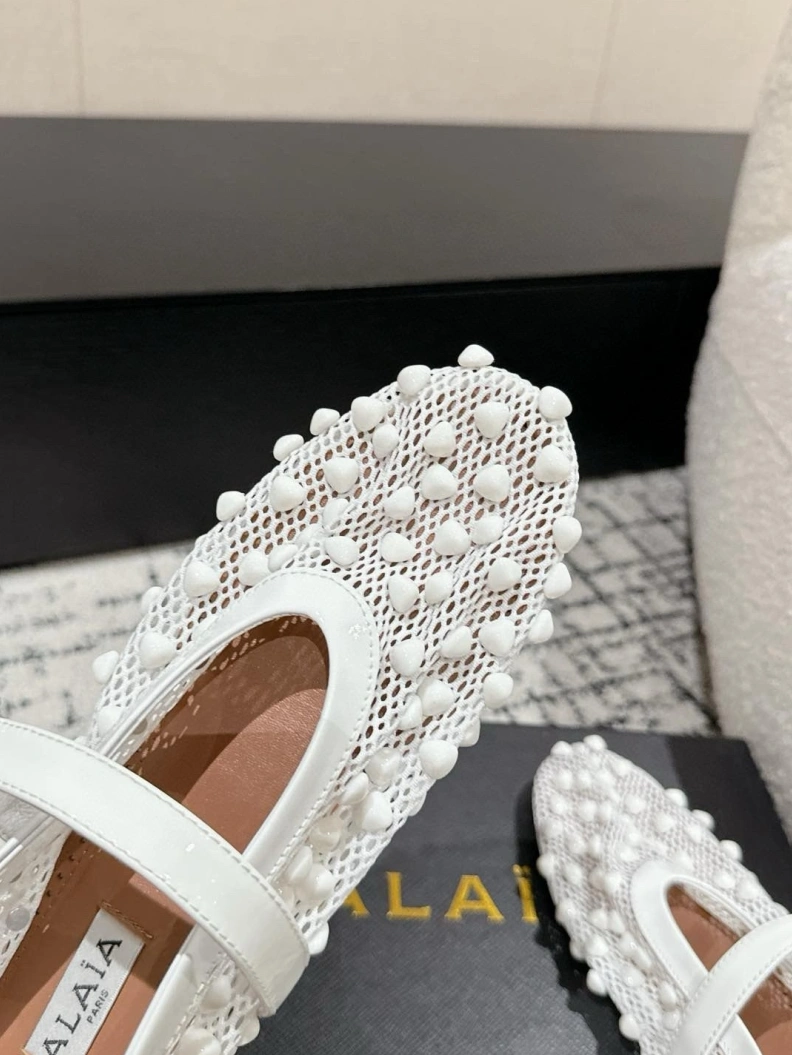 Sleek Othxr flat shoes 212245
