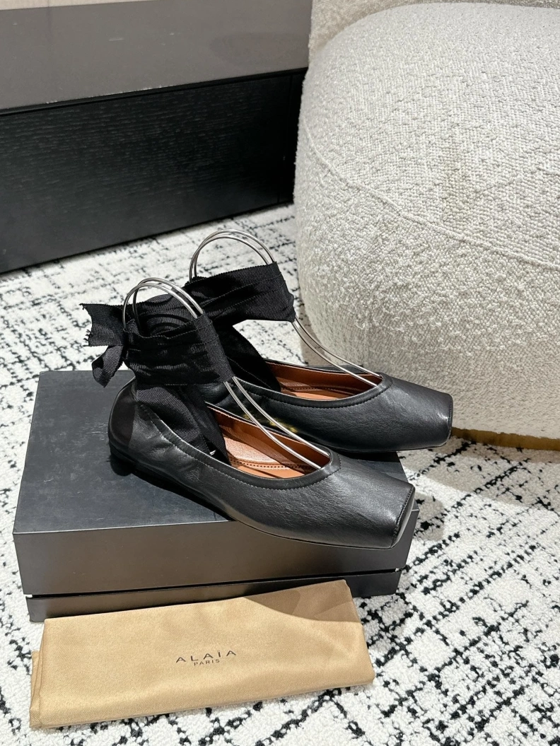 Modern Othxr Sandals 212151