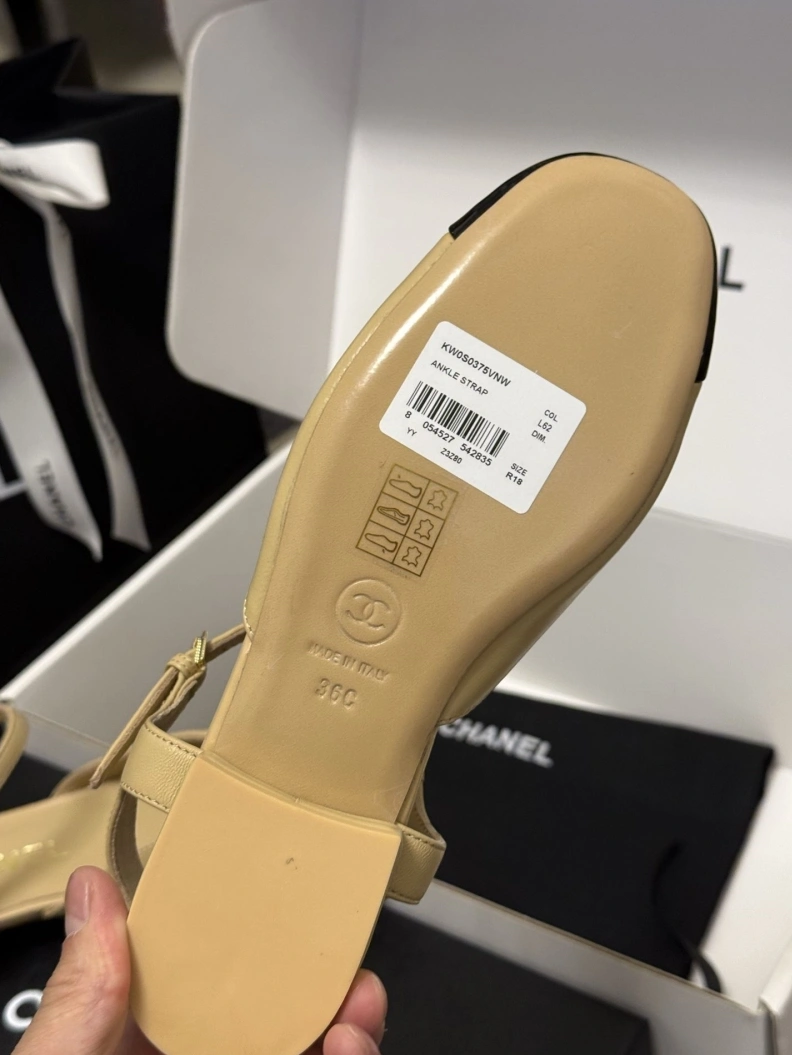 Classic Chxnxl Sandals 119212