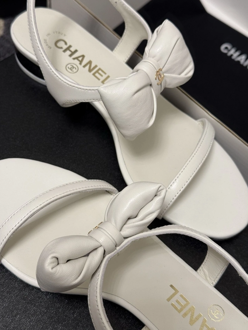 Efficient Chxnxl Sandals 119211