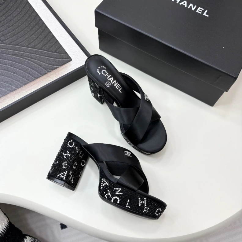 Durable Chxnxl Sandals 119200