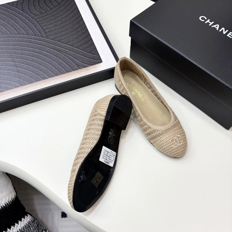 GoAnywhere Chxnxl Flat Shoes 119468