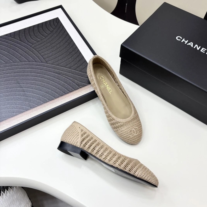 GoAnywhere Chxnxl Flat Shoes 119468