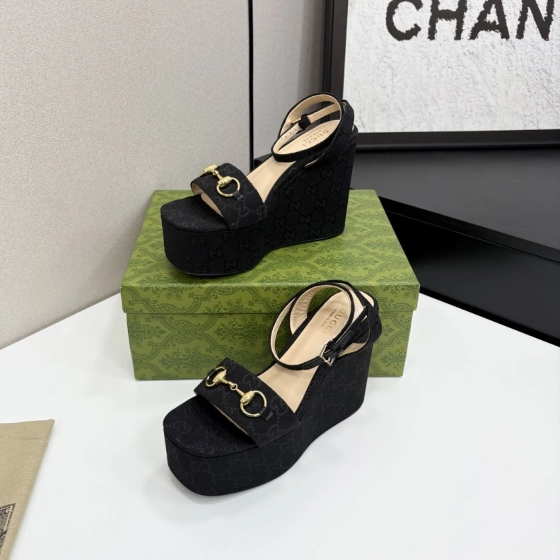 Bold Gxccx Sandals 157192