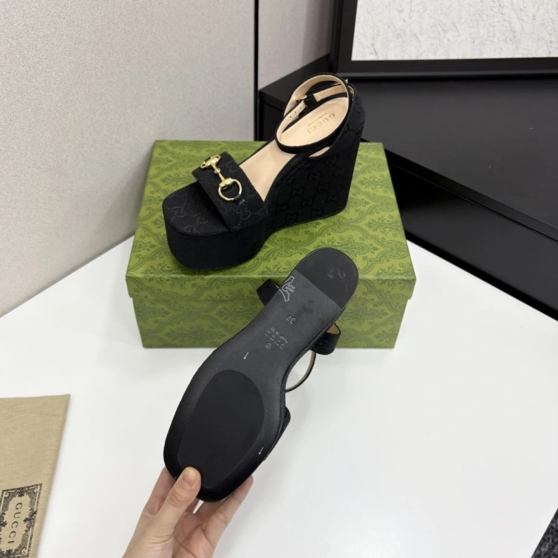 Bold Gxccx Sandals 157192
