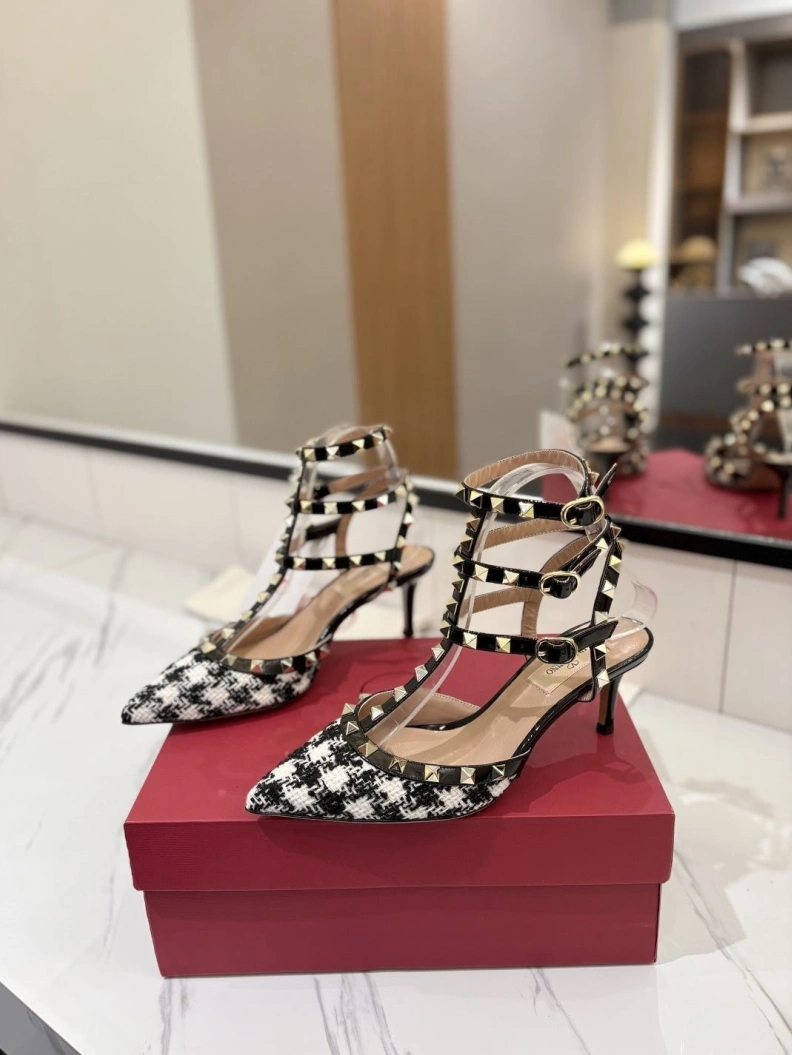 Cozy Vxlxntino High Heels 229549