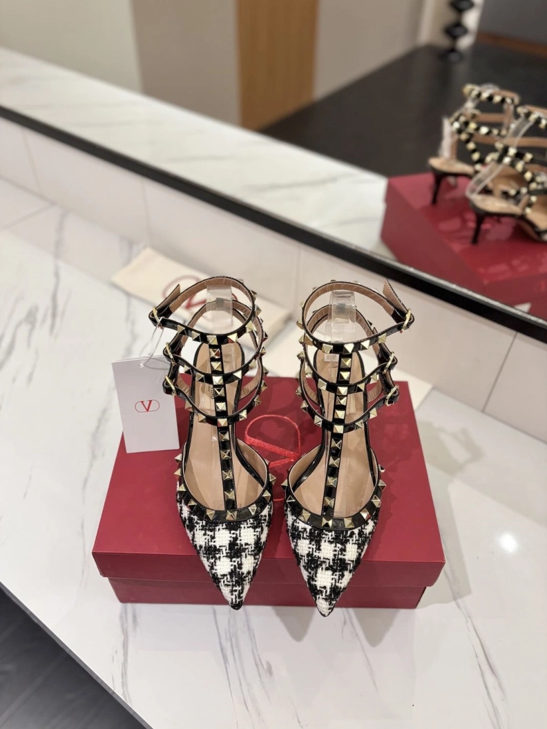 Cozy Vxlxntino High Heels 229549