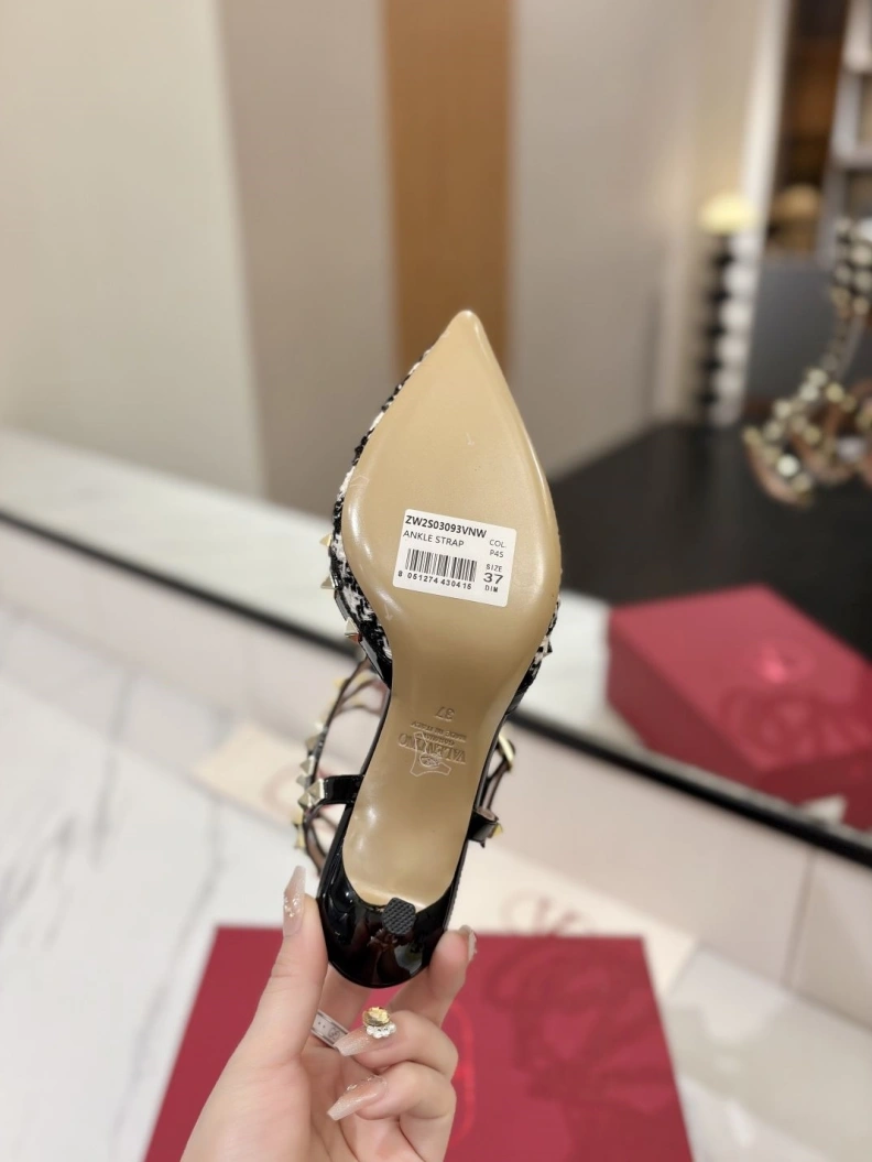 Cozy Vxlxntino High Heels 229549
