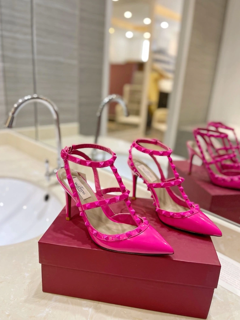 Cozy Vxlxntino High Heels 229544