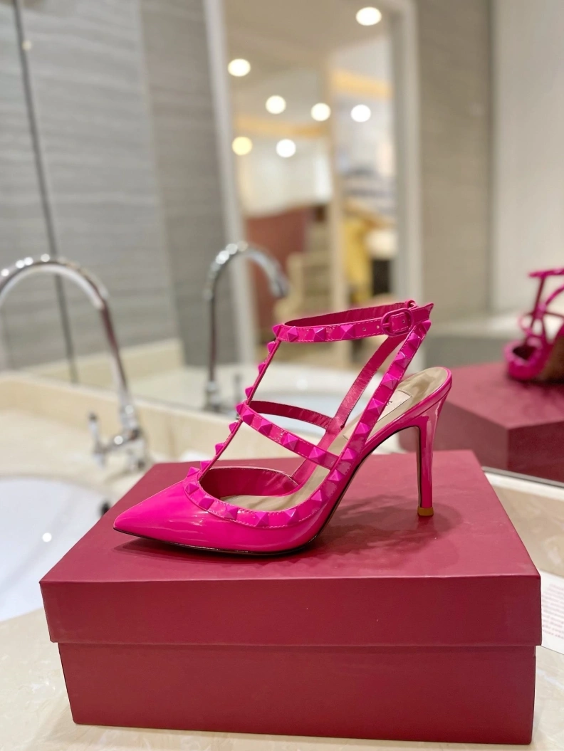 Cozy Vxlxntino High Heels 229544