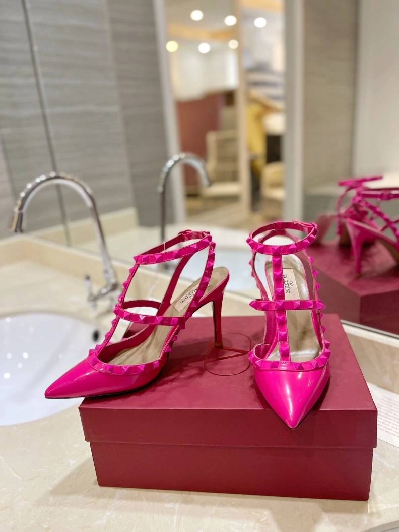 Cozy Vxlxntino High Heels 229544