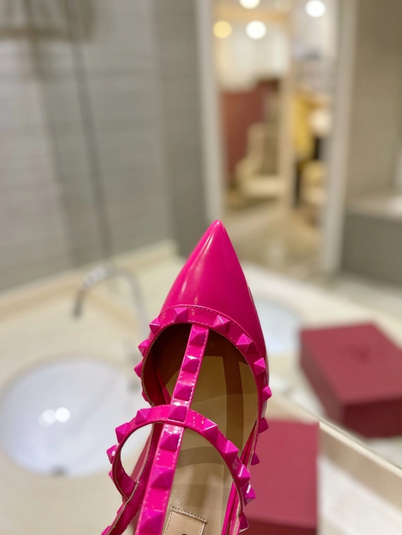 Cozy Vxlxntino High Heels 229544