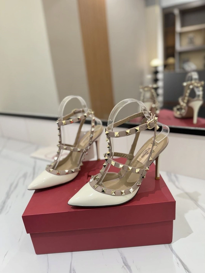 Durable Vxlxntino High Heels 229535