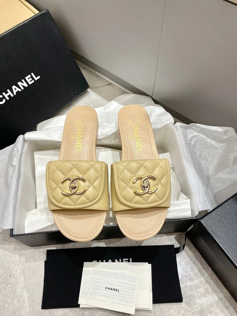 Chxnxl Slippers Bold 118939