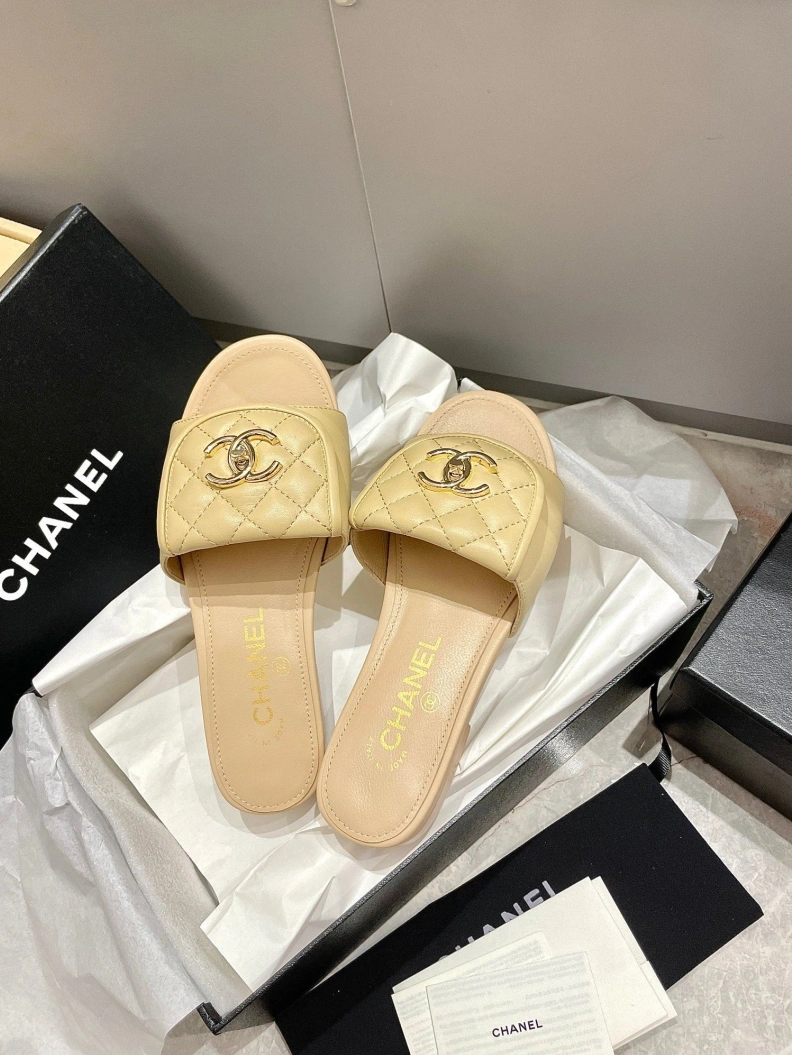 Chxnxl Slippers Bold 118939