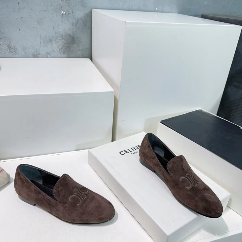 Minimalist Cxlxne Leather Shoes 116101