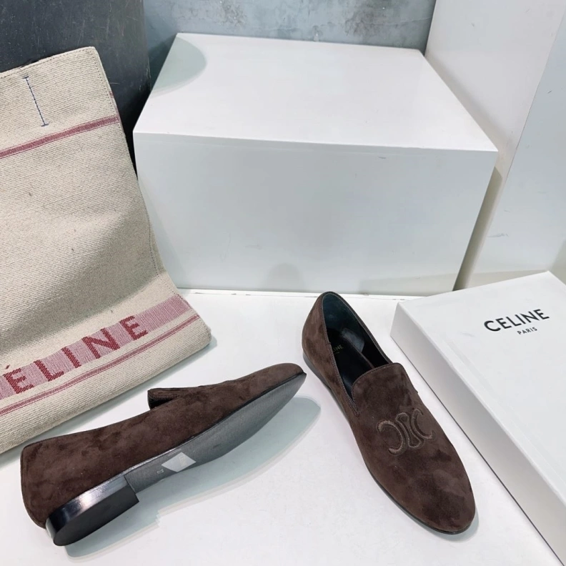 Minimalist Cxlxne Leather Shoes 116101