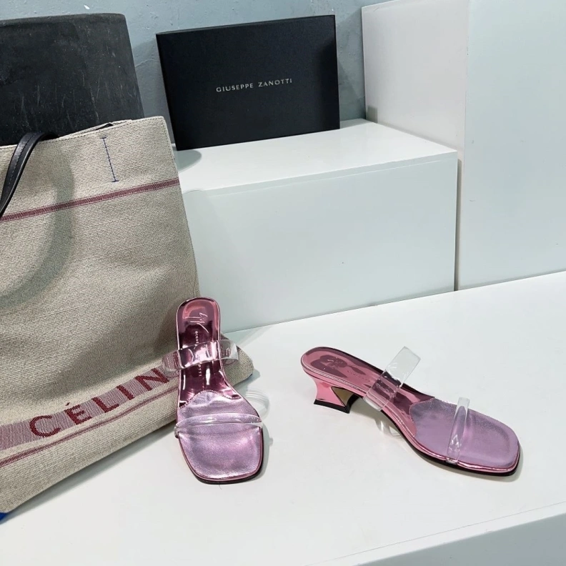 Cozy Othxr Sandals 212117