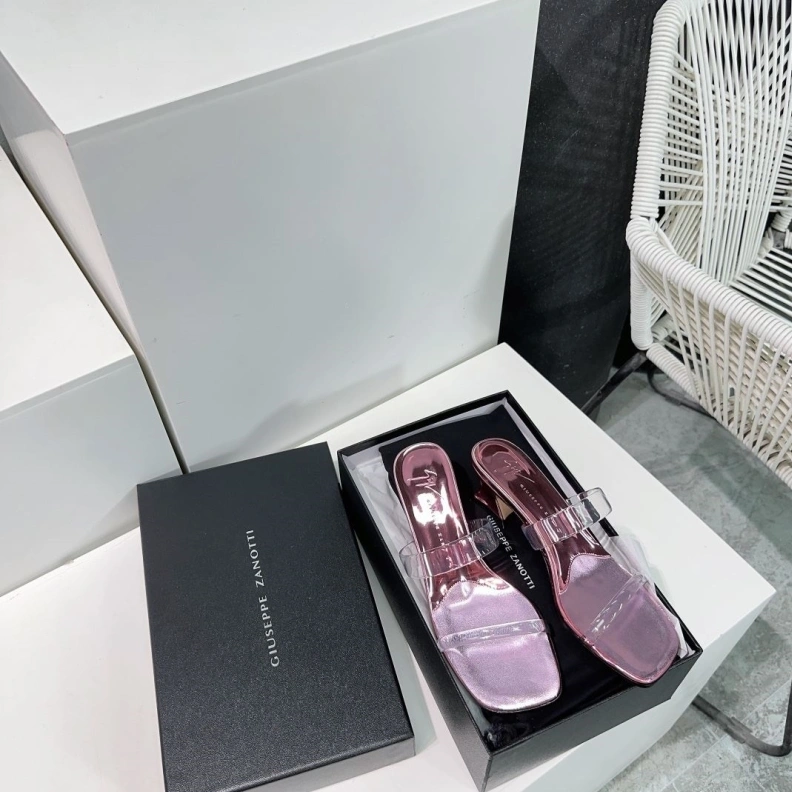 Cozy Othxr Sandals 212117