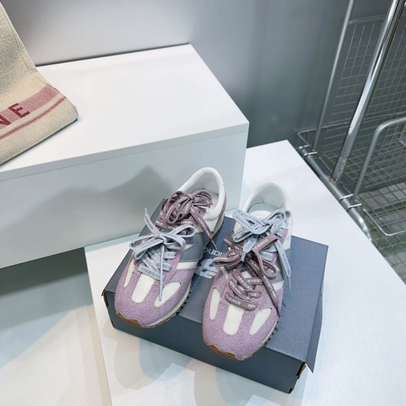 Versatile Othxr Sneakers 212014