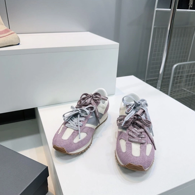 Versatile Othxr Sneakers 212014