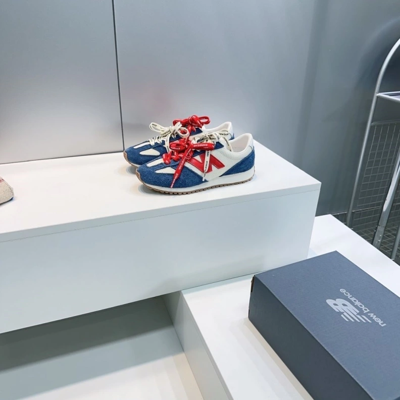 NewStyle Othxr Sneakers 212010