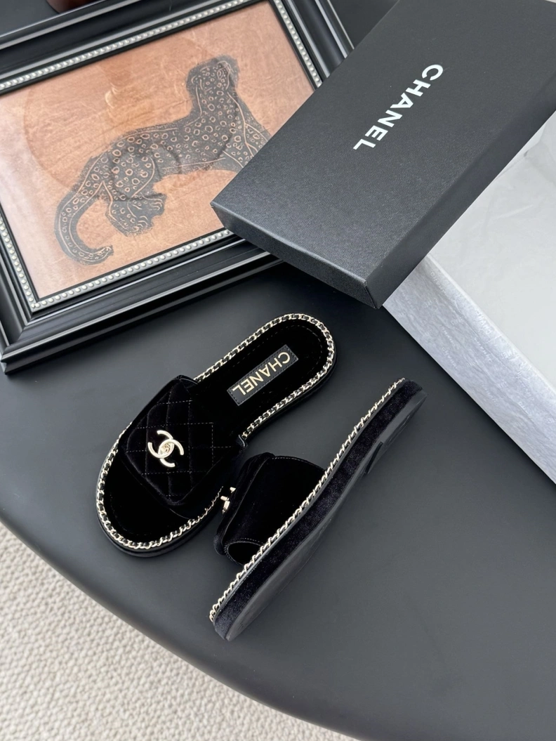 Chxnxl Slippers Refined 118935