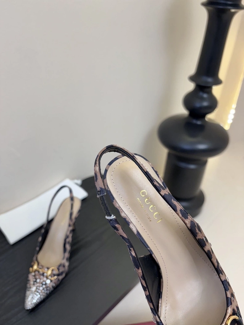 Popular Gxccx Sandals 157188