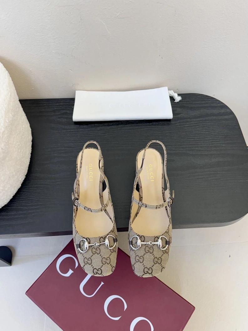 Gxccx Sandals SportInspired 157172