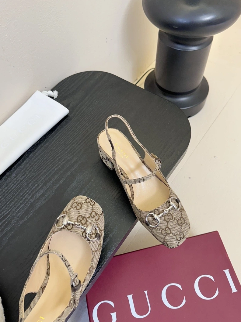 Gxccx Sandals SportInspired 157172
