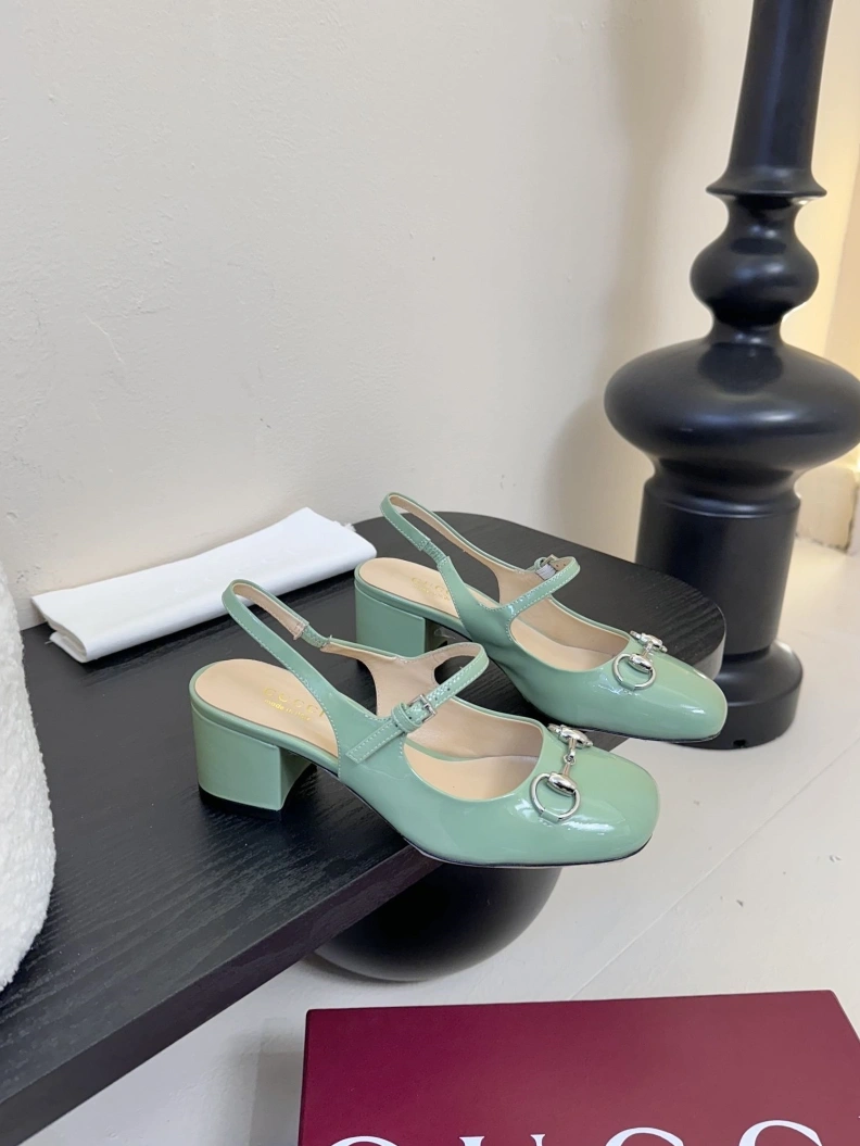 Stylish Gxccx Sandals 157185