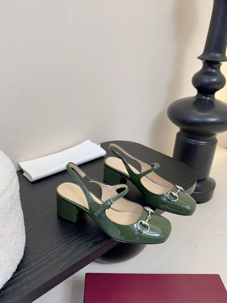Gxccx Sandals Sophisticated 157167