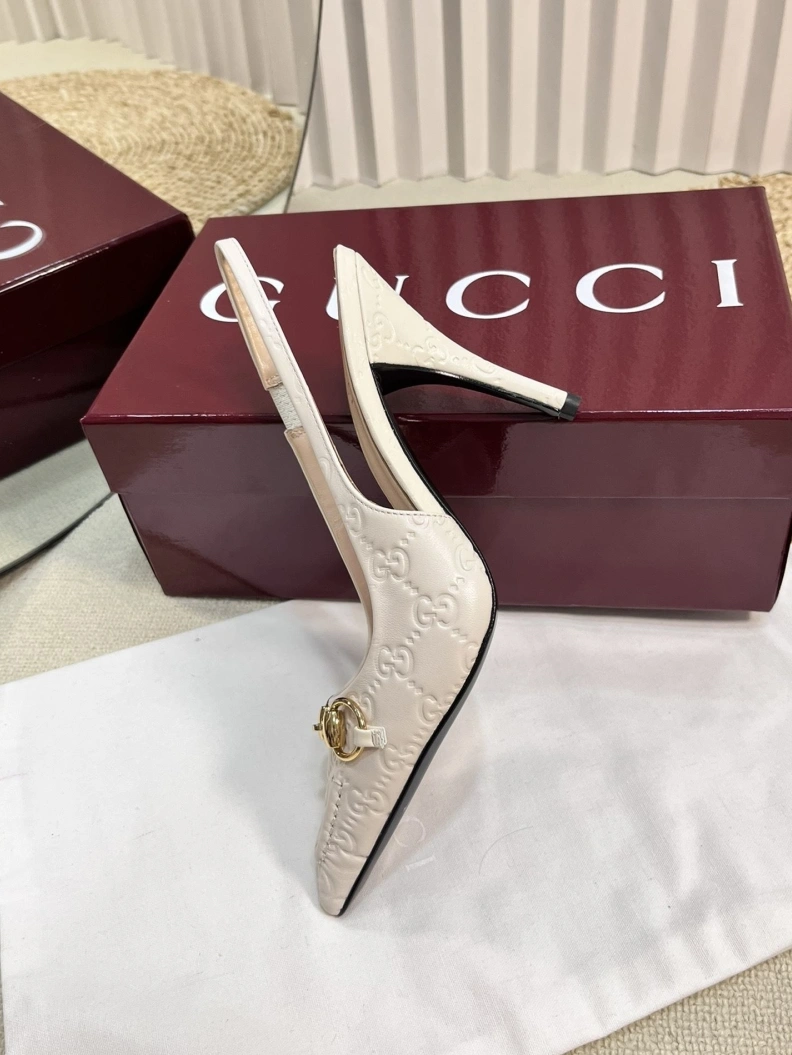 Resilient Gxccx Sandals 157187