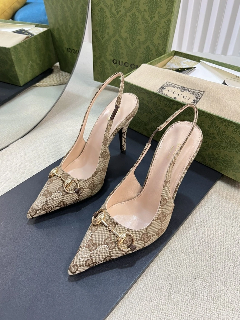 Trendy Gxccx Sandals 157169