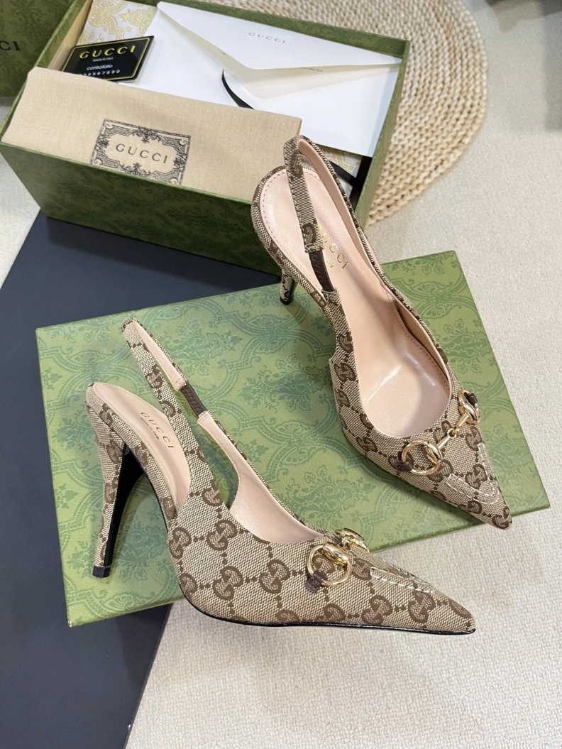 Trendy Gxccx Sandals 157169