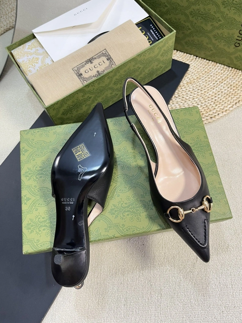 Gxccx Sandals WellDesigned 157171
