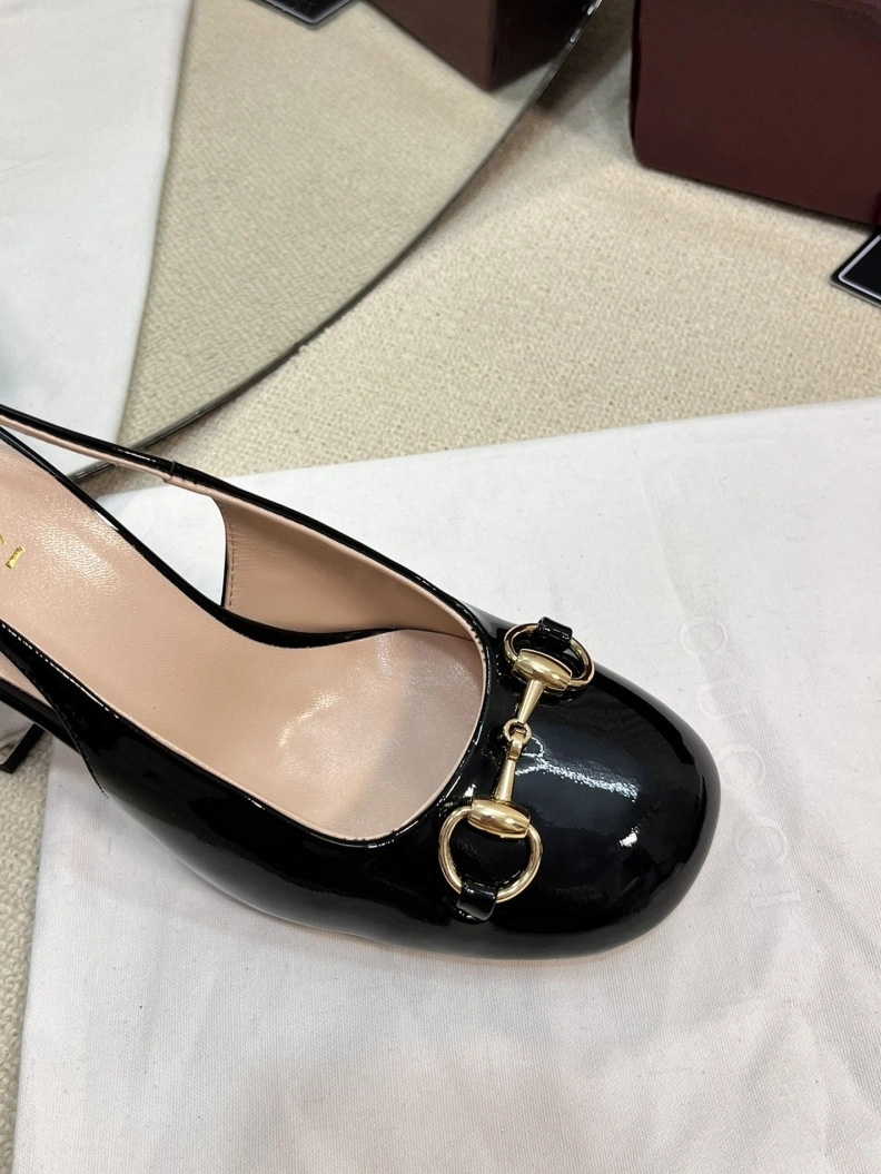 Gxccx Sandals Efficient 157157