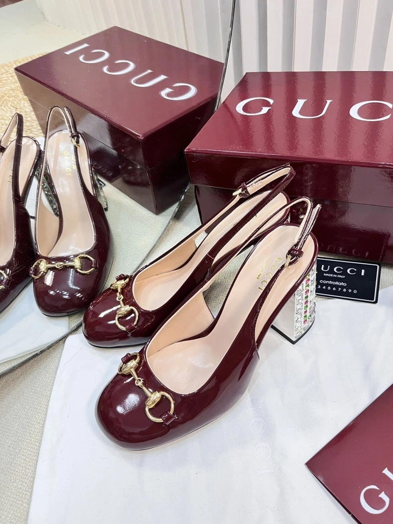 Gxccx Sandals Refined 157156