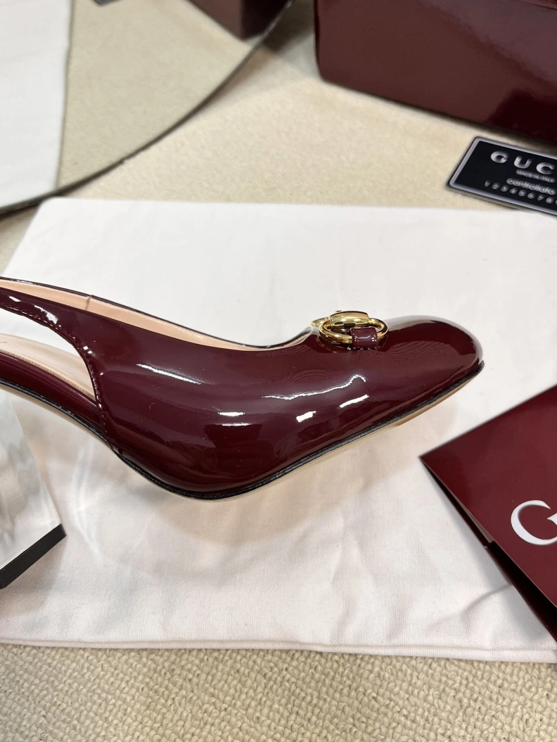 Gxccx Sandals Refined 157156