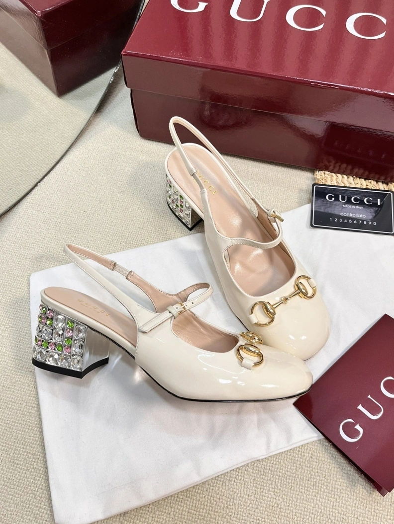 Gxccx Sandals Practical 157150