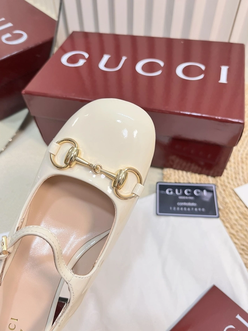 Gxccx Sandals Practical 157150