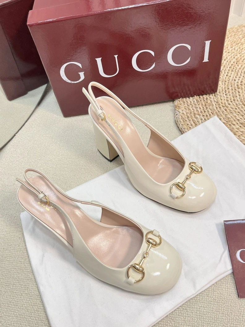 Trendsetting Gxccx Sandals 157147